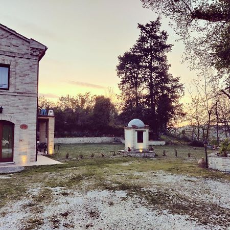 L' Antico Pozzo Country House Monsampietro Morico Exteriör bild