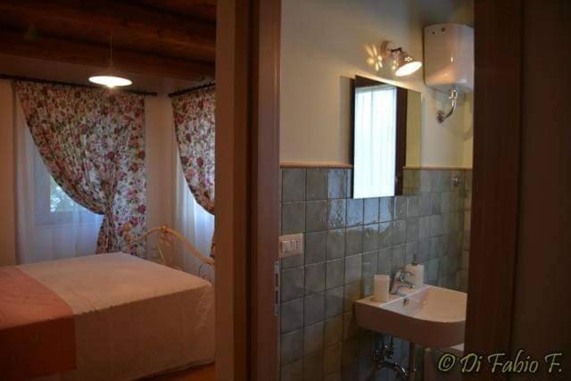 L' Antico Pozzo Country House Monsampietro Morico Exteriör bild